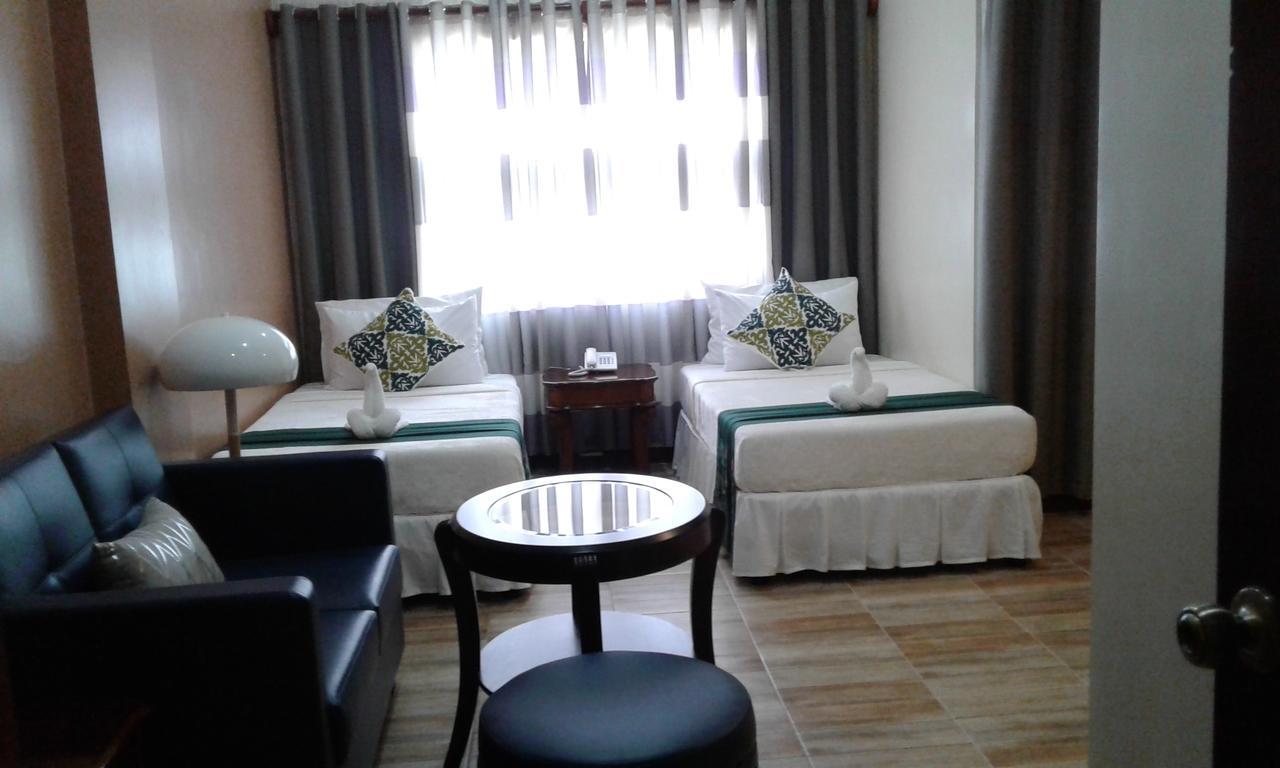 Hotel Charos Dormitel Dumaguete City Exteriér fotografie