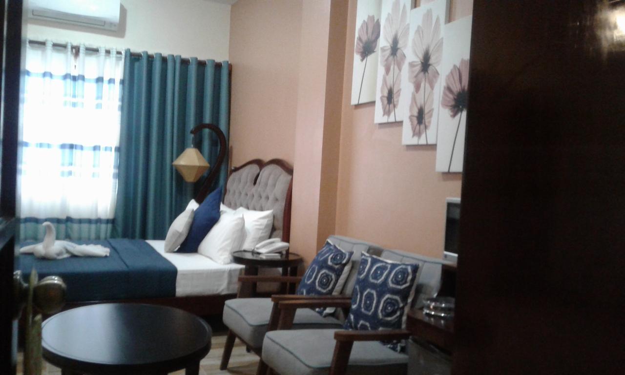 Hotel Charos Dormitel Dumaguete City Exteriér fotografie